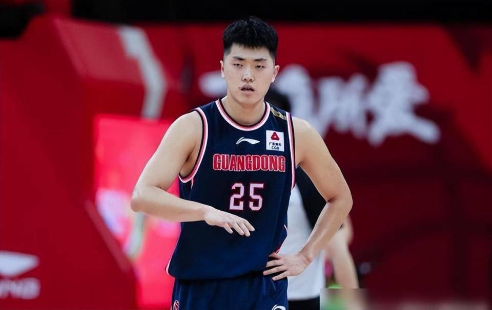 合同还两年！张明池称由于个人原因离开广东队(张明池多高)