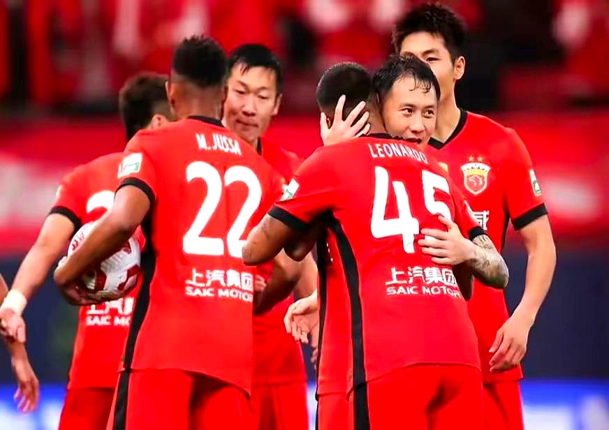 谁说中超和中甲水平低，中国香港队征战东亚杯，有多人(中甲相当于中超什么水平)